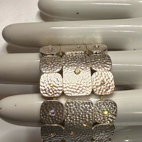 Bracelet: Silver Hammered Bracelet with Rhinestones - Picture 3 of 3
